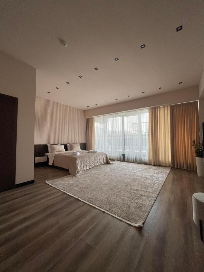 Garden Plaza Neresnytsya Exterior foto